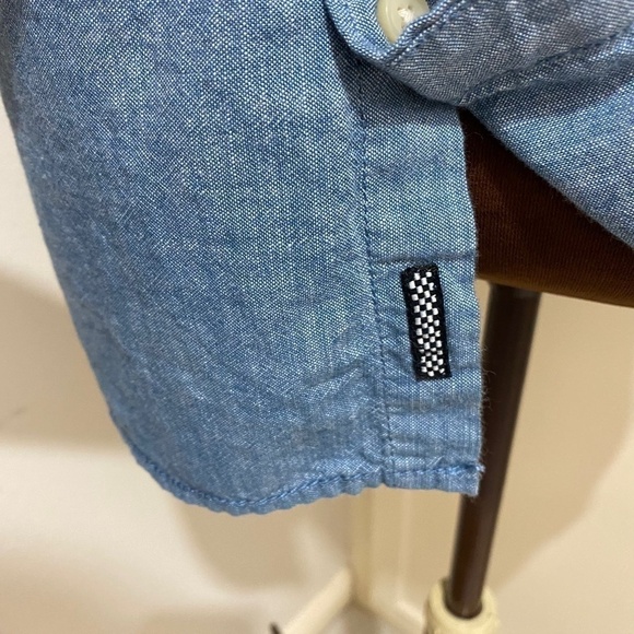 Vans Off The Wall Button Up Shirt Men's Small Short Sleeve Tailored Fit Blue - Picture 4 of 8